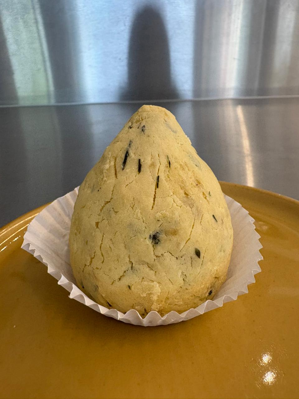 Coxinha de Batata Doce com Frango e Tomate Seco (UN)