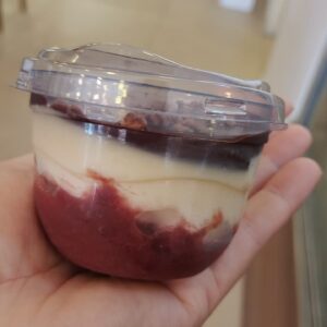 Delícia de Fruta com Geleia de Morango (KG)