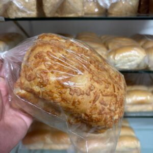 Pão Zero Açúcar com Queijo Provolone (UN)