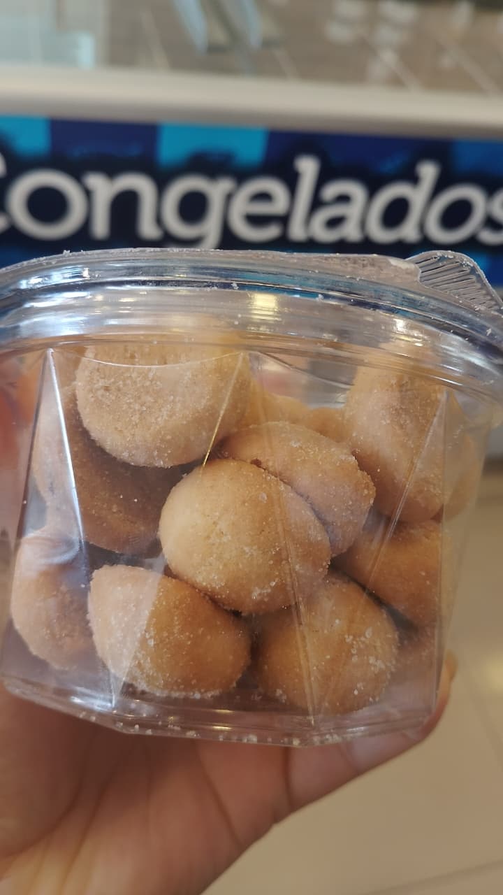Petit Four de Limão (KG)